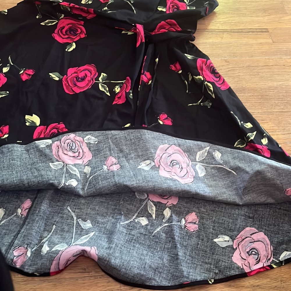 Super cute cocktail dress - Picture 2 of 5